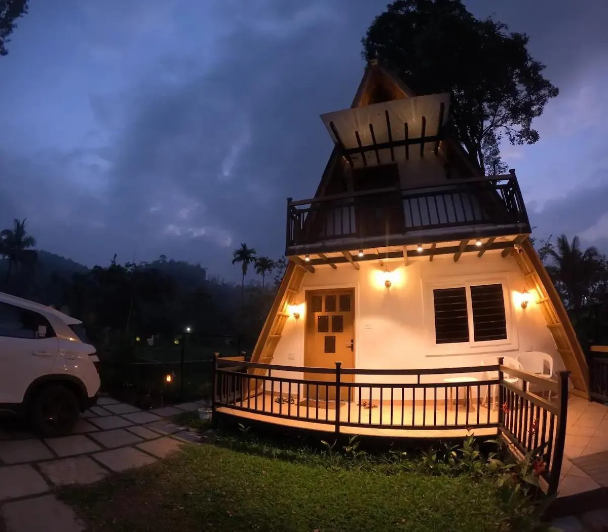 アパート Charming View 'A' Frame 2Bhk Villa- Wayanad ビサーリー