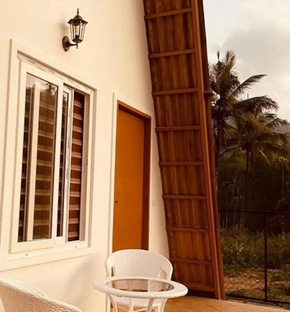 Charming View 'A' Frame 2Bhk Villa- Wayanad ビサーリー 0*,  インド